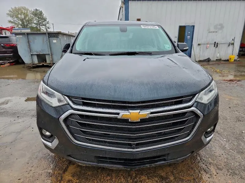 2021 CHEVROLET TRAVERSE LT  