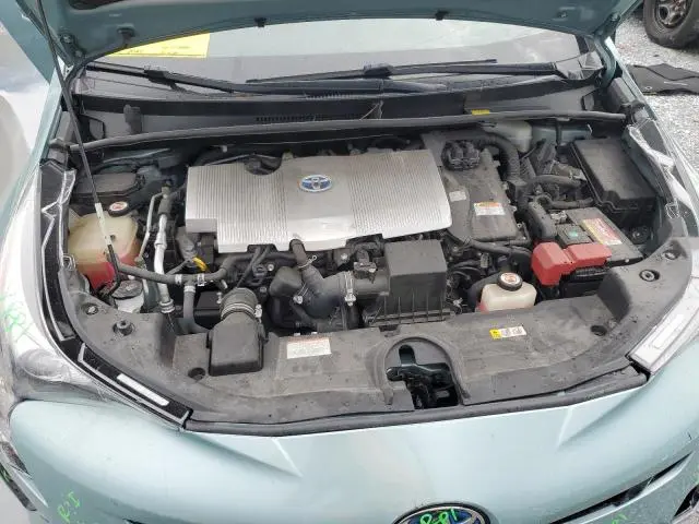 2017 TOYOTA PRIUS   