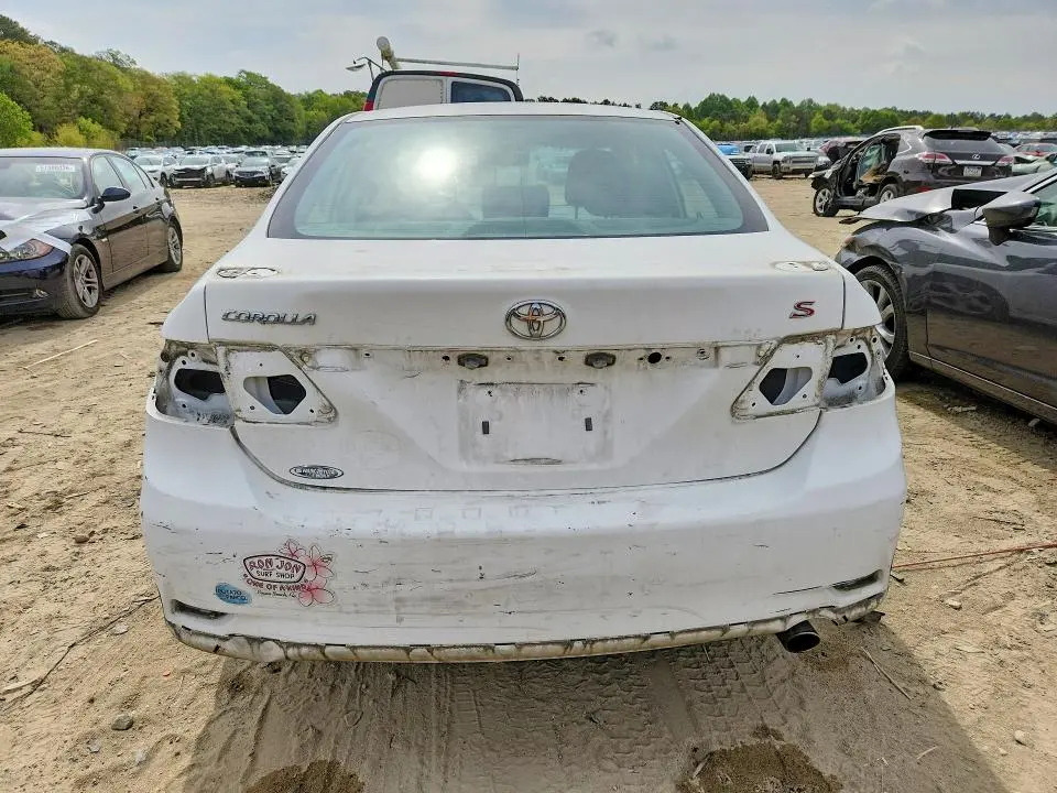 2013 TOYOTA COROLLA S  