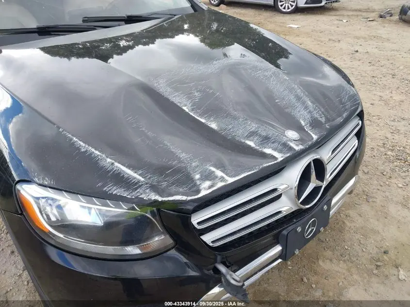 2017 MERCEDES-BENZ GLC 300 4MATIC