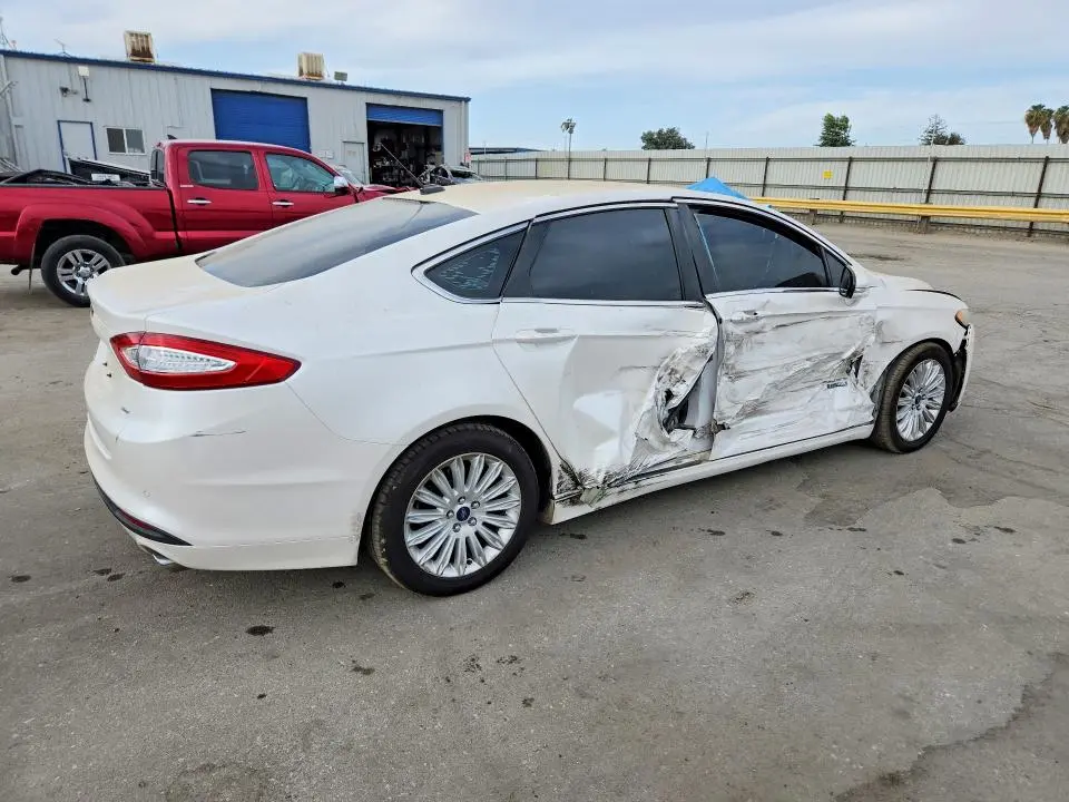 2016 FORD FUSION SE PHEV  
