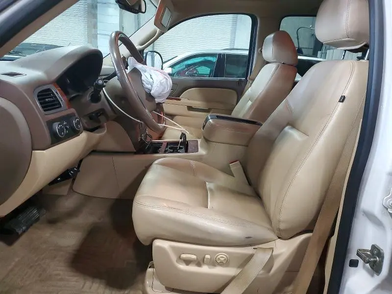 2013 CHEVROLET TAHOE K1500 LTZ  