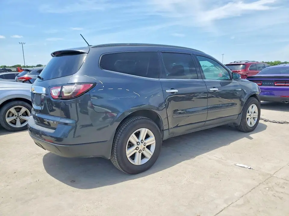 2014 CHEVROLET TRAVERSE LT  
