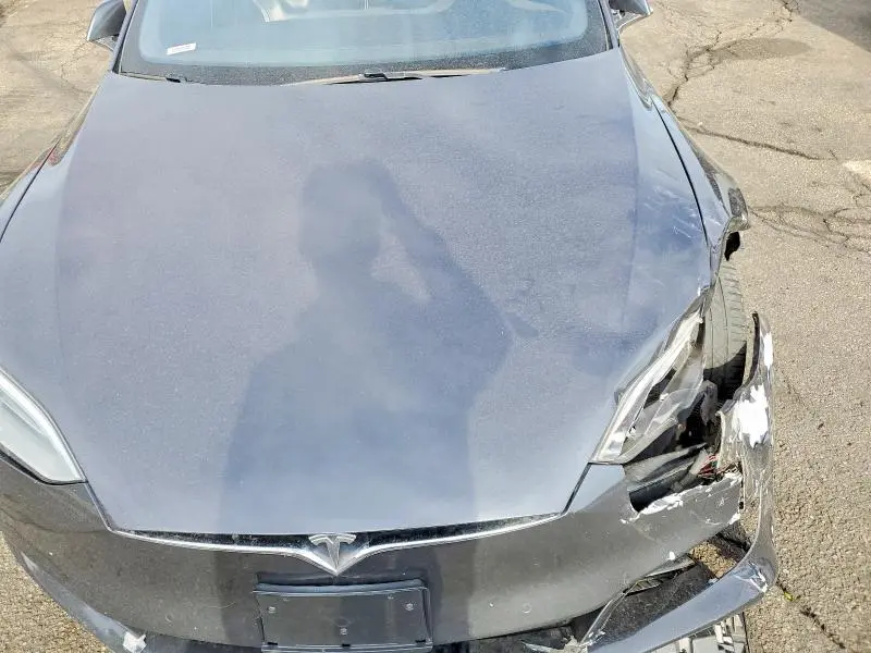 2016 TESLA MODEL S   