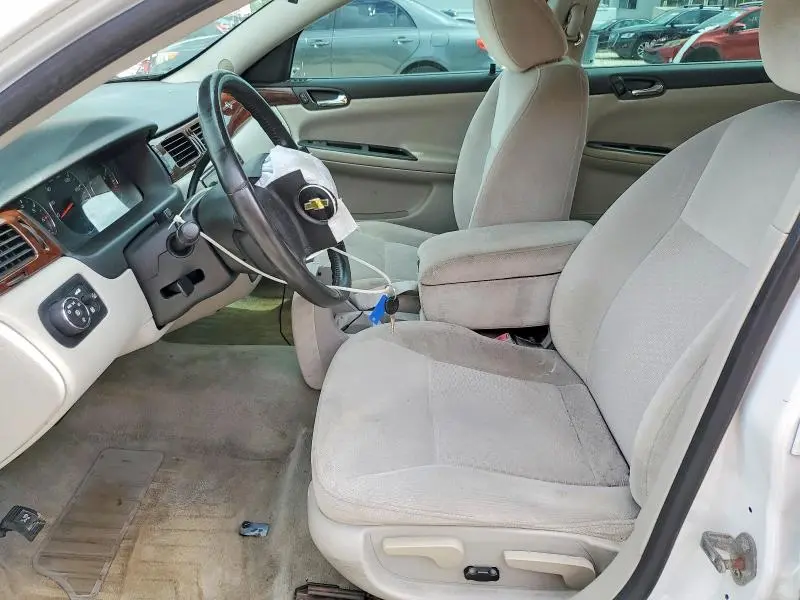 2011 CHEVROLET IMPALA LT  