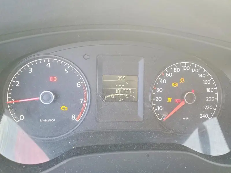 2014 VOLKSWAGEN JETTA BASE  