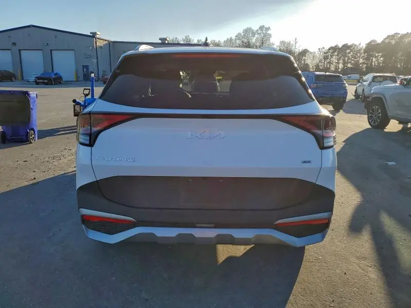 2023 KIA SPORTAGE EX  