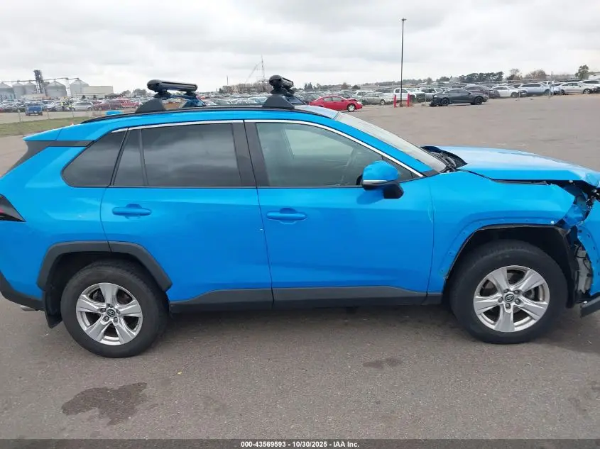 2019 TOYOTA RAV4 XLE