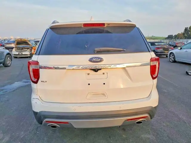2017 FORD EXPLORER XLT  