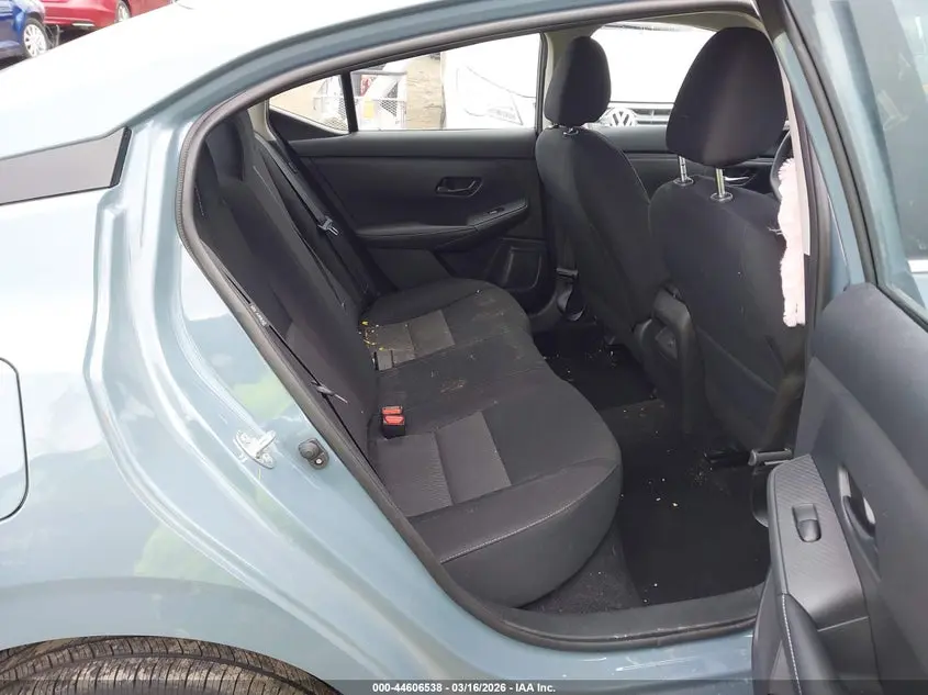 2025 NISSAN SENTRA SV