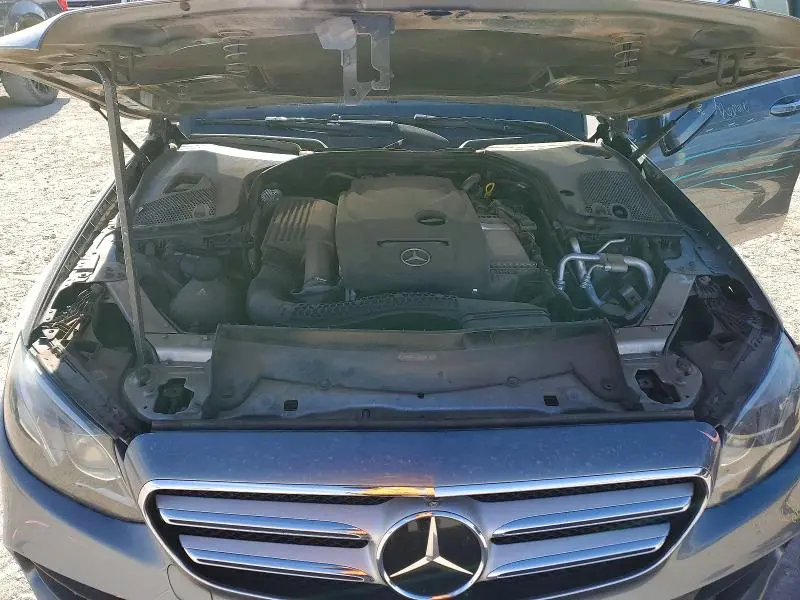 2017 MERCEDES-BENZ E 300  