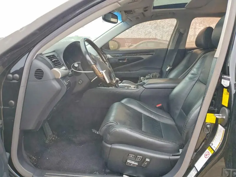 2014 LEXUS LS 460  