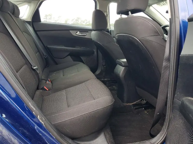 2019 KIA FORTE FE  
