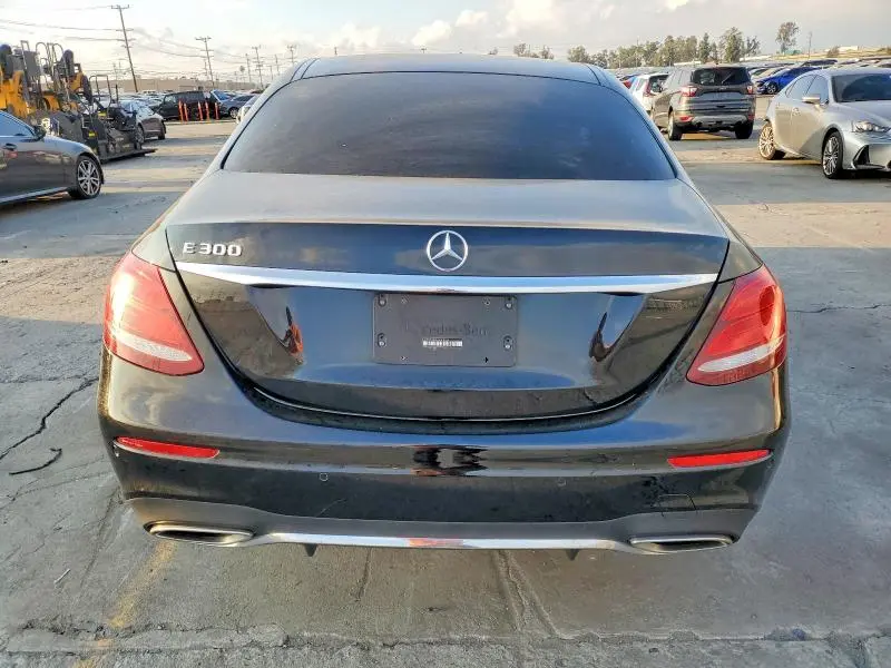 2017 MERCEDES-BENZ E 300  