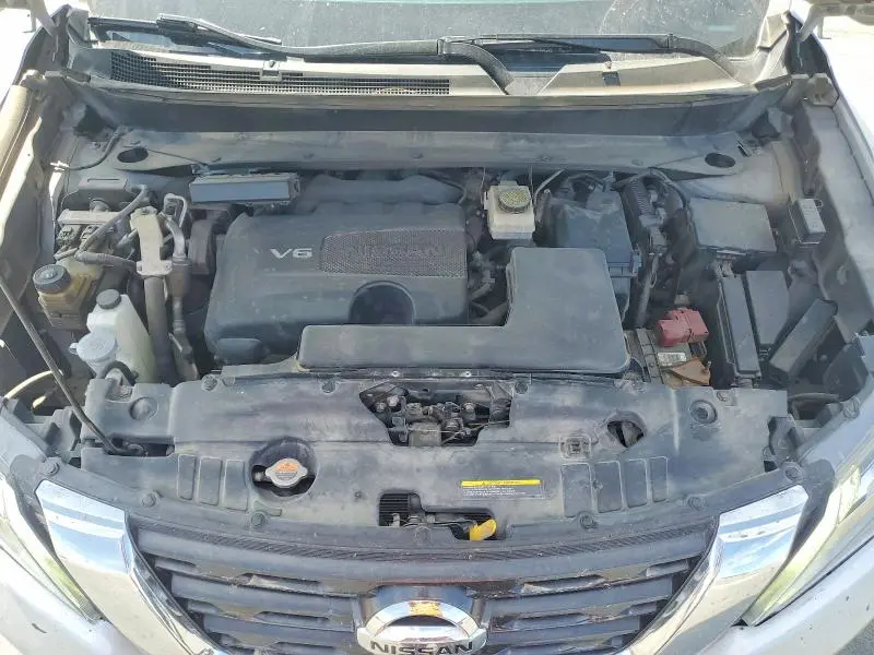 2017 NISSAN PATHFINDER SL  