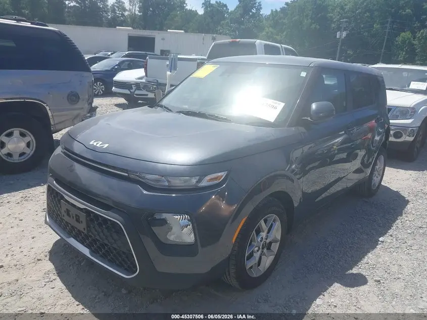 2022 KIA SOUL LX