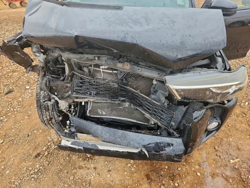 2014 TOYOTA 4RUNNER SR5  