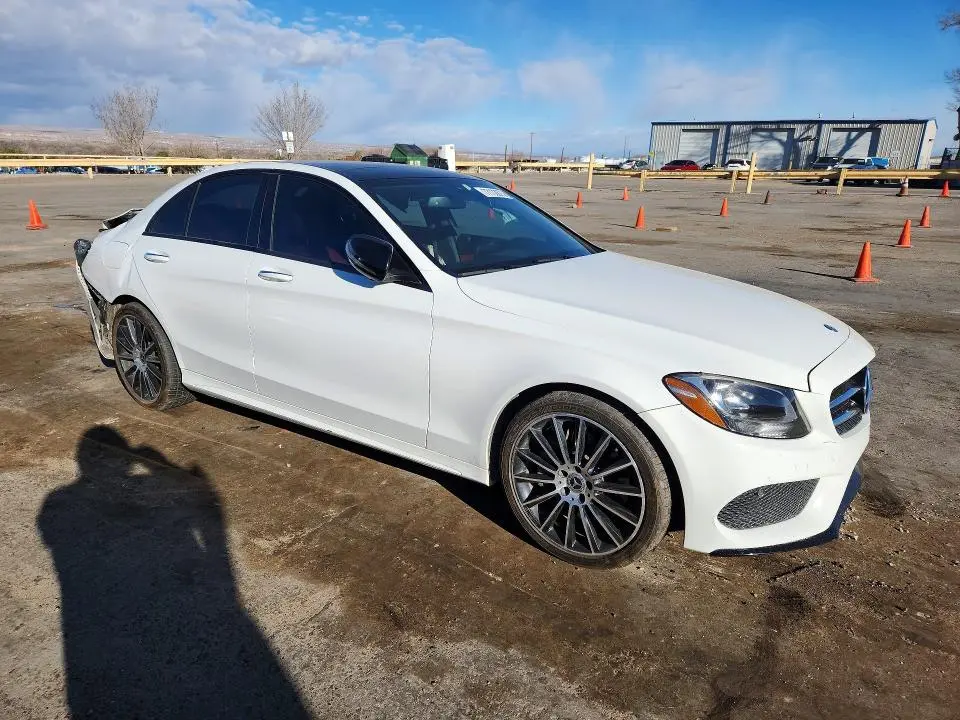 2017 MERCEDES-BENZ C 300  