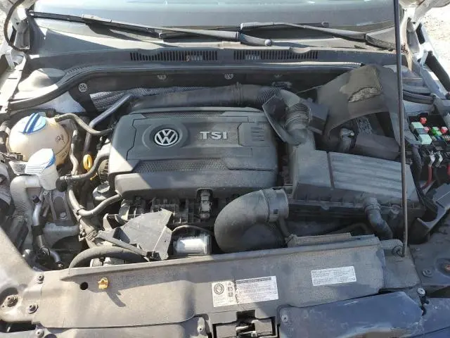 2016 VOLKSWAGEN JETTA SPORT  
