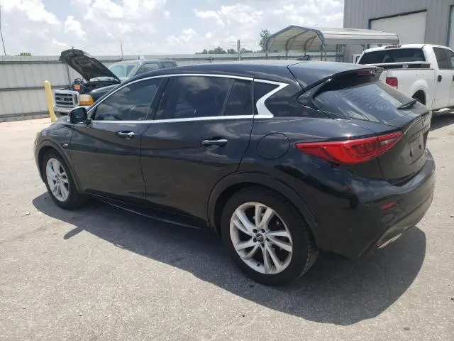 2018 INFINITI QX30 BASE  