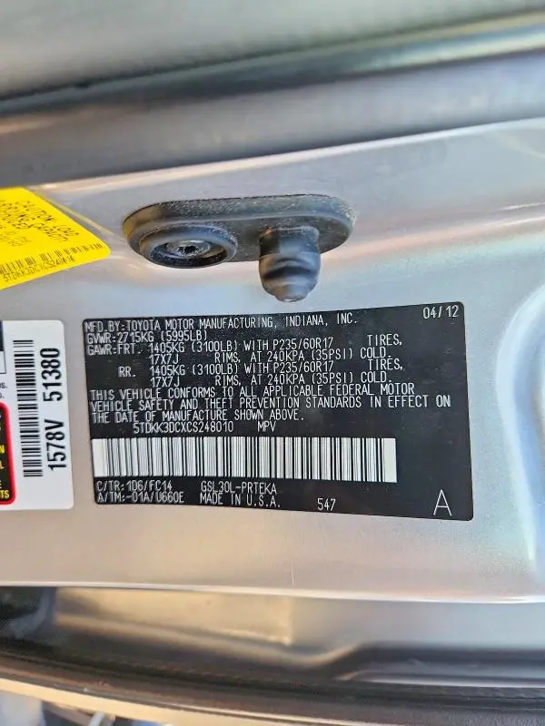2012 TOYOTA SIENNA LE  