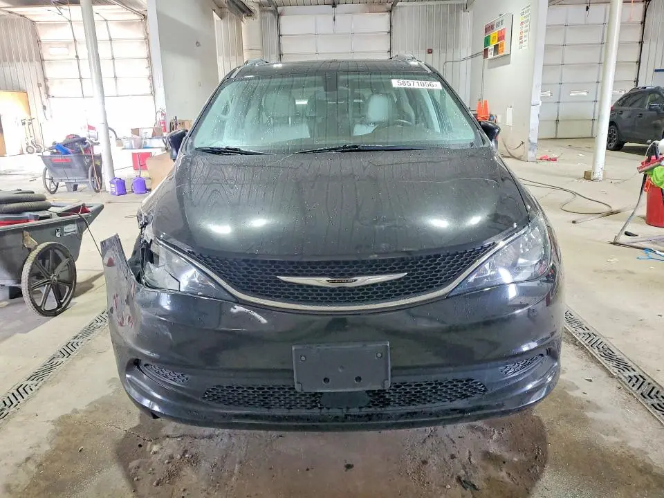 2021 CHRYSLER VOYAGER LXI  