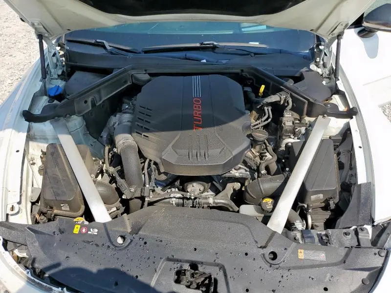 2019 KIA STINGER GT2  