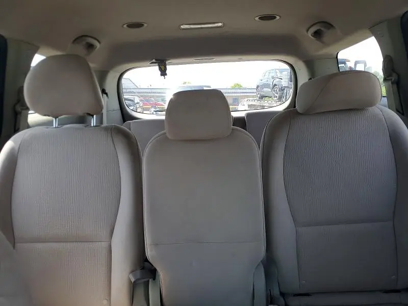 2019 KIA SEDONA LX  
