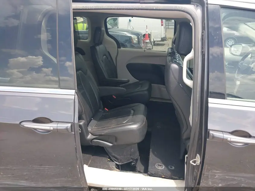 2018 CHRYSLER PACIFICA TOURING L