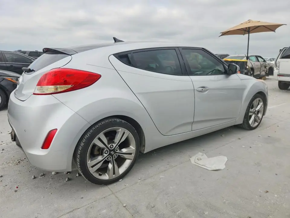 2014 HYUNDAI VELOSTER BASE  