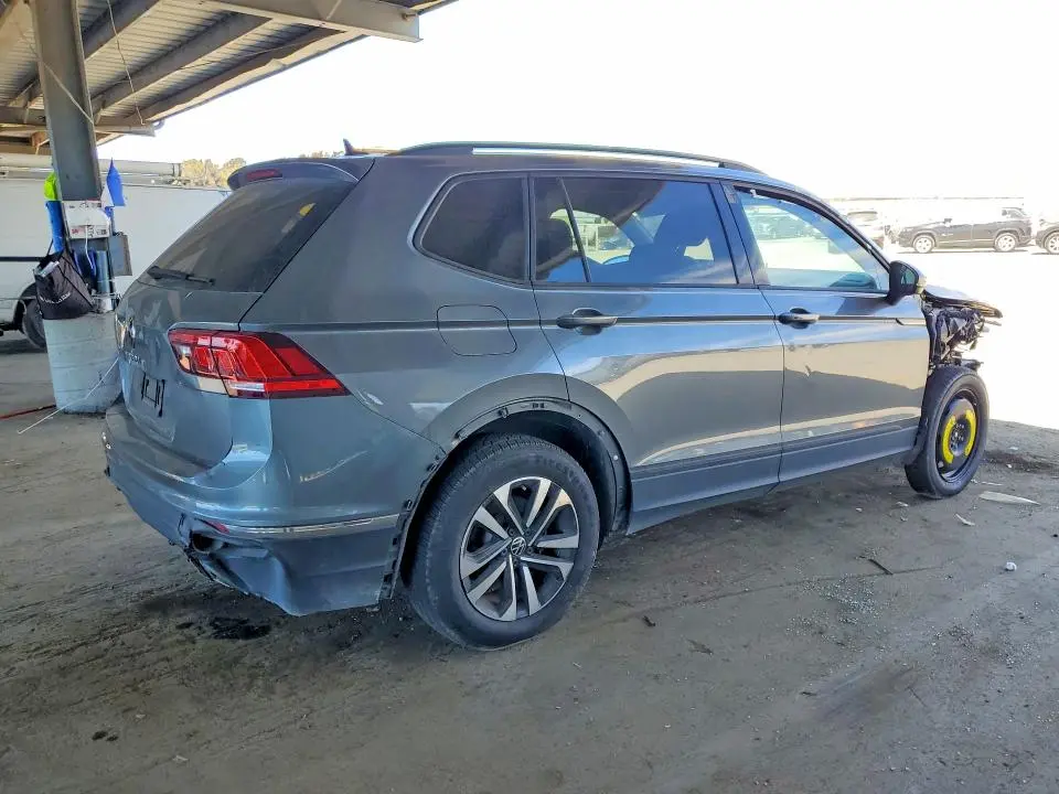2022 VOLKSWAGEN TIGUAN S  