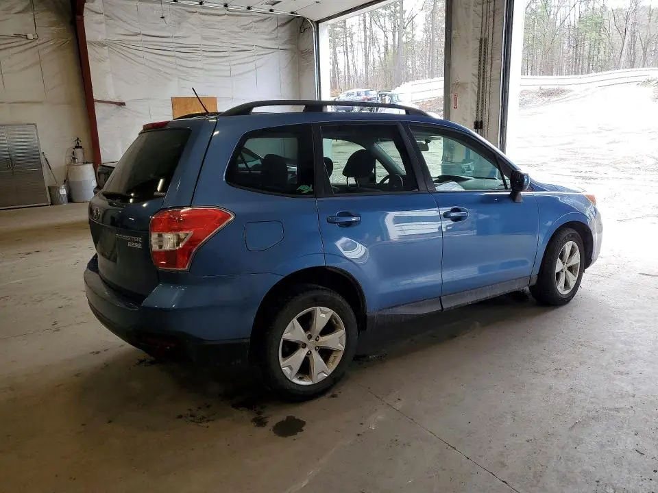 2015 SUBARU FORESTER   