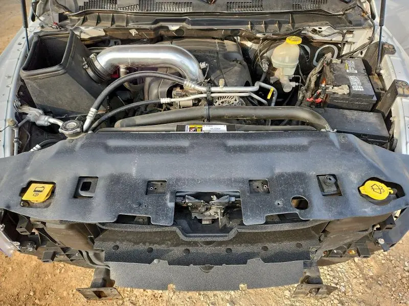 2017 RAM 1500 SLT  