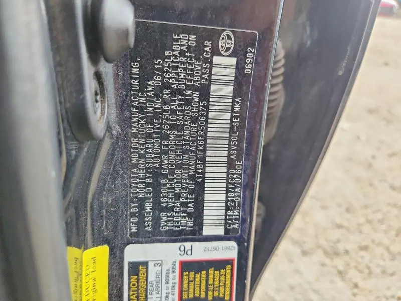 2015 TOYOTA CAMRY LE  