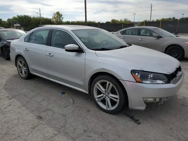 2013 VOLKSWAGEN PASSAT SEL