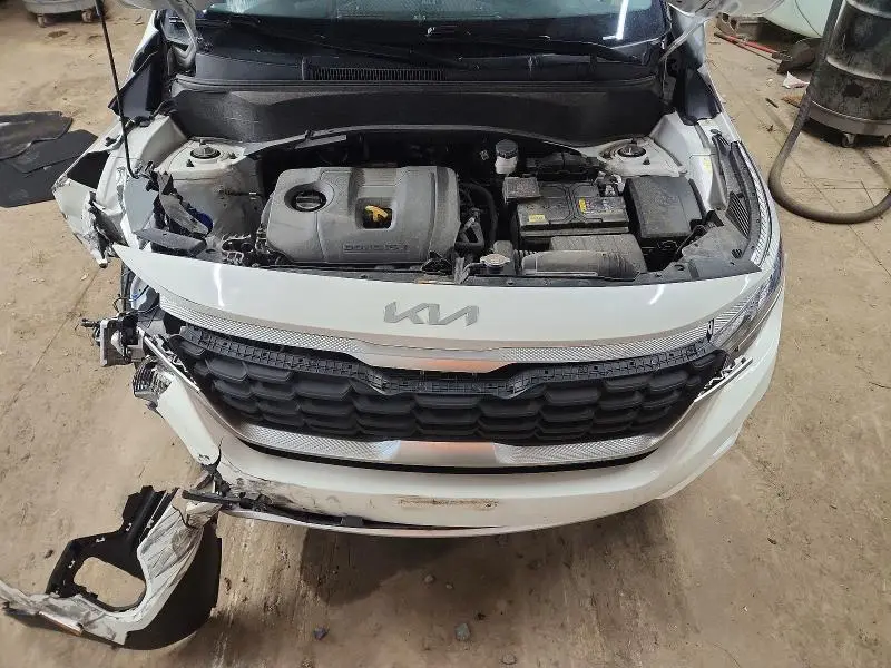 2023 KIA SELTOS LX  