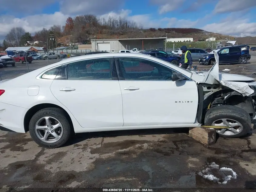2017 CHEVROLET MALIBU LS