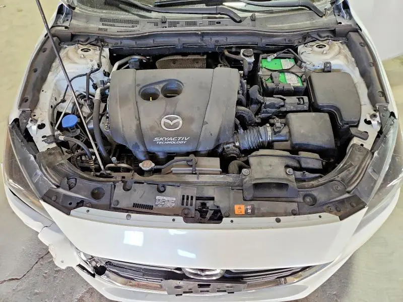 2018 MAZDA 3 TOURING  