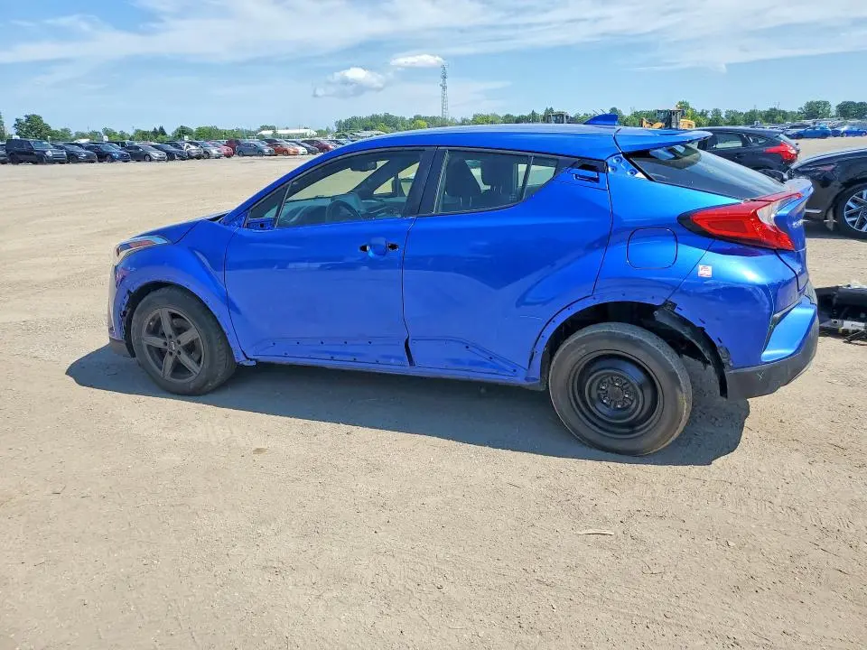 2019 TOYOTA C-HR LE  