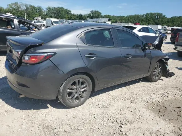 2020 TOYOTA YARIS L  