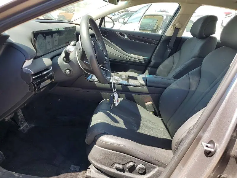 2026 GENESIS G80 BASE  