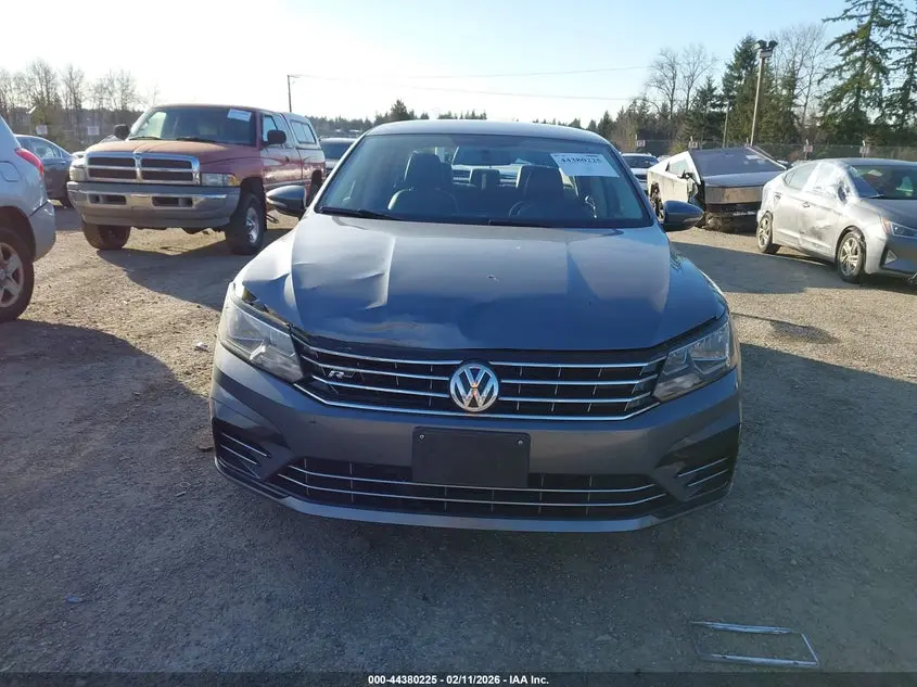 2018 VOLKSWAGEN PASSAT 2.0T R-LINE/2.0T S