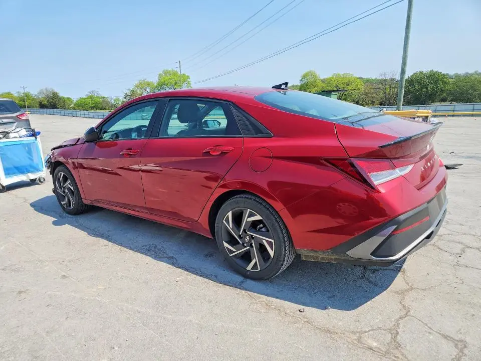 2025 HYUNDAI ELANTRA SEL SPORT  