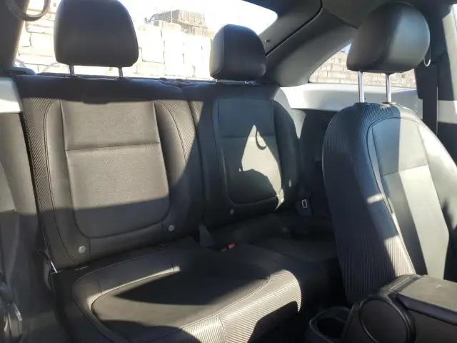 2012 VOLKSWAGEN BEETLE   