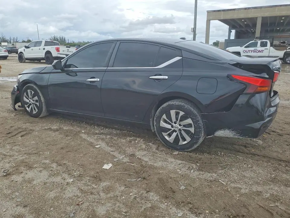2020 NISSAN ALTIMA S  