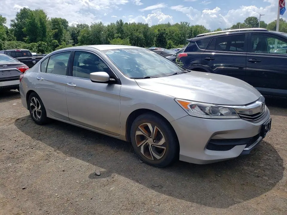 2017 HONDA ACCORD LX  