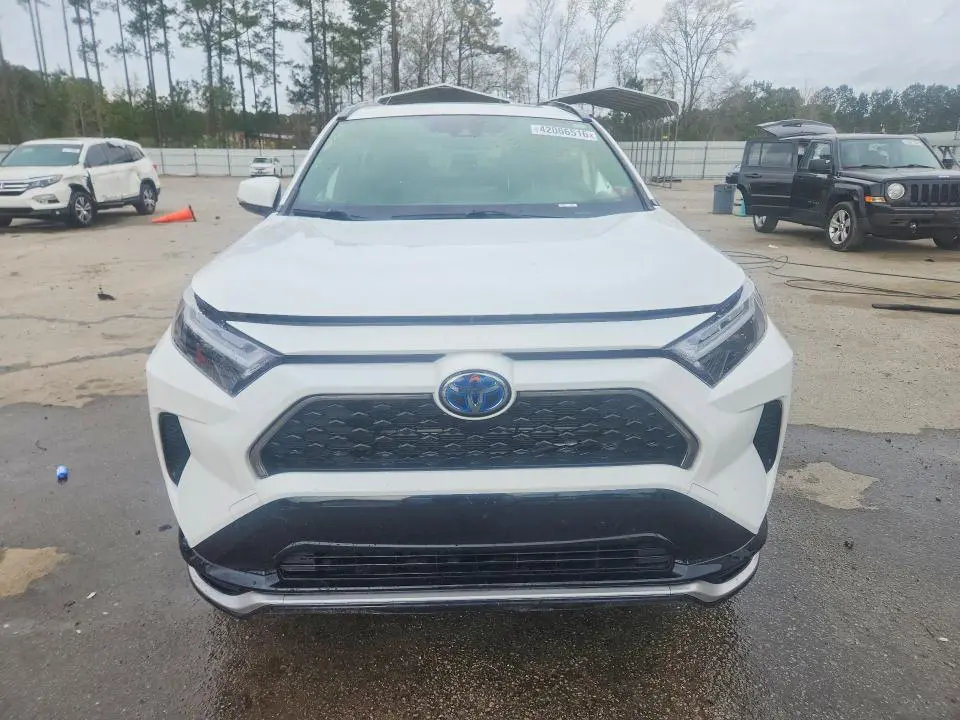 2023 TOYOTA RAV4 PRIME SE  