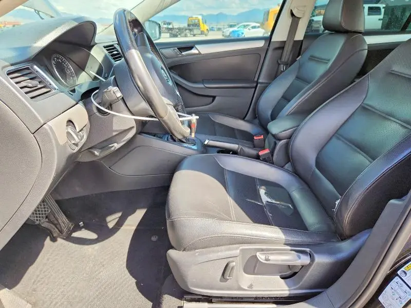 2014 VOLKSWAGEN JETTA SE  