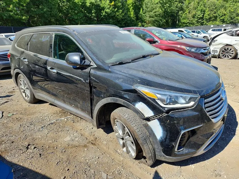 2017 HYUNDAI SANTA FE SE  