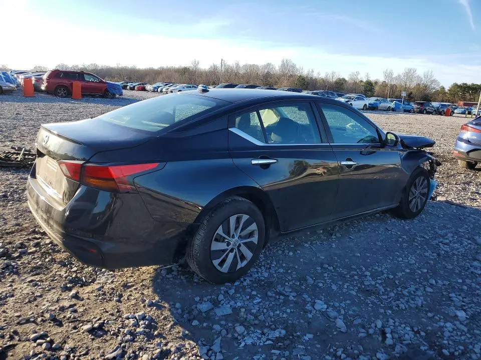 2019 NISSAN ALTIMA S  